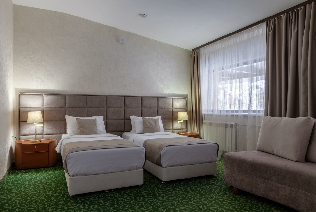 Гостиница Сосновый бор Новосибирск-157