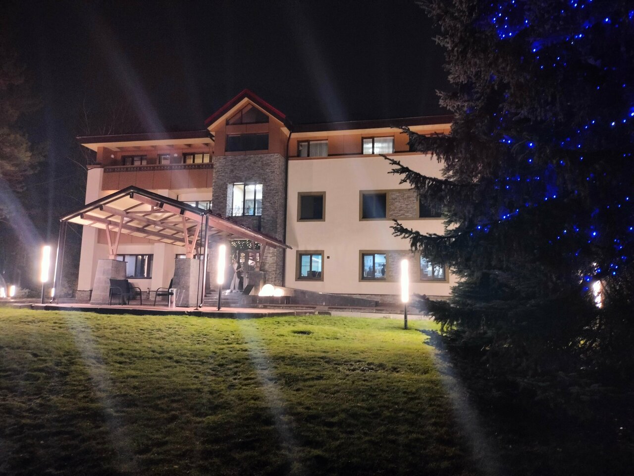 Гостиница Сосновый бор Новосибирск-66