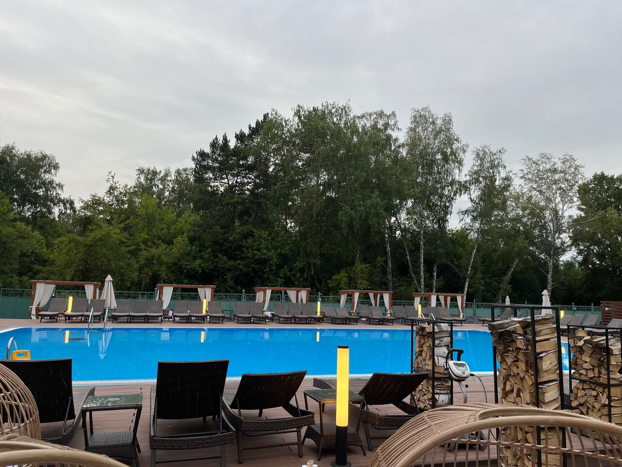 Гостиница Сосновый бор Новосибирск-38