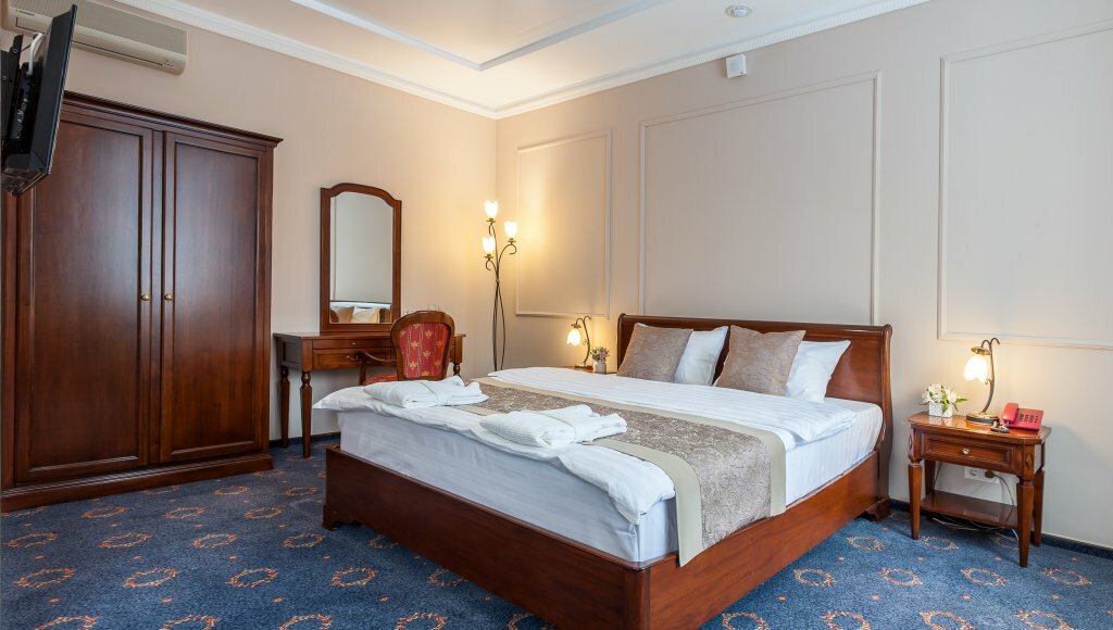 Гостиница Сосновый бор Новосибирск-220