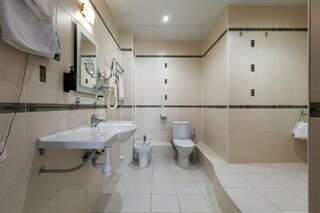 Гостиница Сосновый бор Новосибирск FAMILY LUXE-7