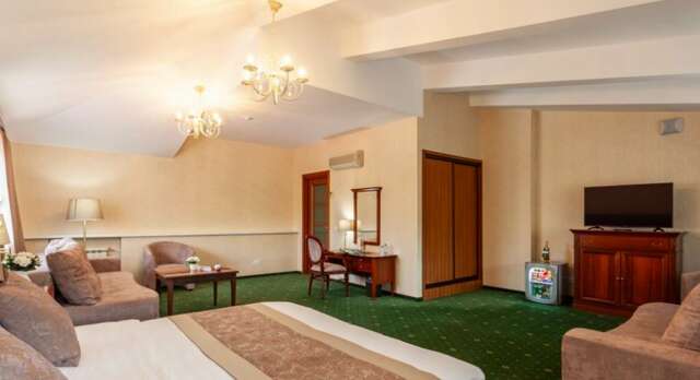 Гостиница Сосновый бор Новосибирск-247